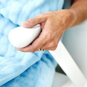 Etac Relax 81708050 douchezitting met armsteunen en rugleuning Volcano grijs